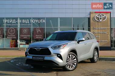 Toyota Highlander 2022