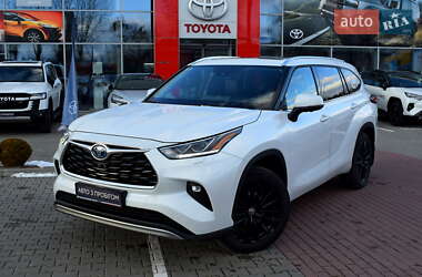 Toyota Highlander 2023