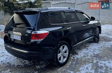 Внедорожник / Кроссовер Toyota Highlander 2011 в Харькове