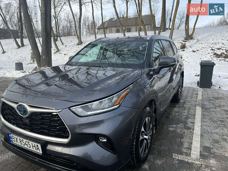 Позашляховик / Кросовер Toyota Highlander 2021 в Хмельницькому