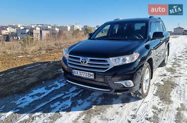 Внедорожник / Кроссовер Toyota Highlander 2011 в Ровно