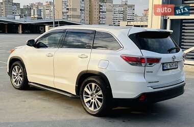 Позашляховик / Кросовер Toyota Highlander 2014 в Києві