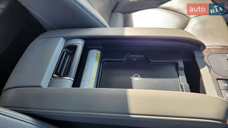 Позашляховик / Кросовер Toyota Highlander 2022 в Черкасах