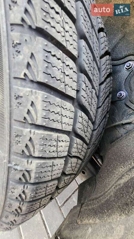 Позашляховик / Кросовер Toyota Highlander 2022 в Черкасах