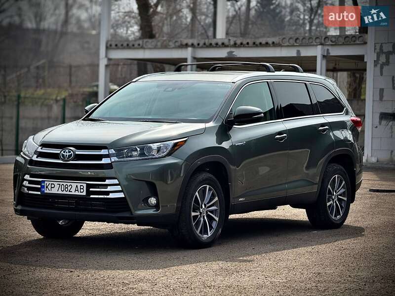 Позашляховик / Кросовер Toyota Highlander 2018 в Запоріжжі