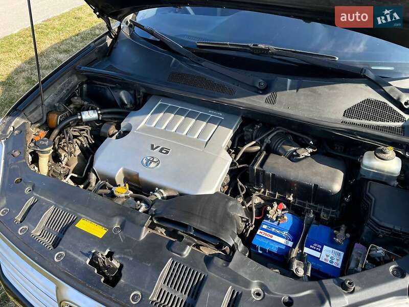 Позашляховик / Кросовер Toyota Highlander 2010 в Павлограді