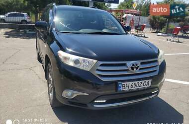 Внедорожник / Кроссовер Toyota Highlander 2013 в Одессе