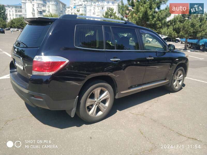 Внедорожник / Кроссовер Toyota Highlander 2013 в Одессе фото 6 Внедорожник / Кроссовер Toyota Highlander 2013 в Одессе