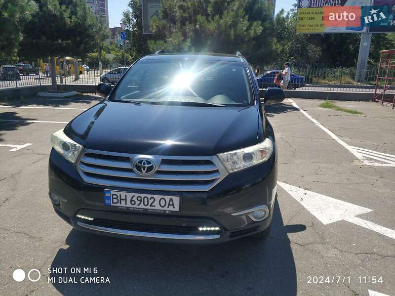 Внедорожник / Кроссовер Toyota Highlander 2013 в Одессе фото 8 Внедорожник / Кроссовер Toyota Highlander 2013 в Одессе