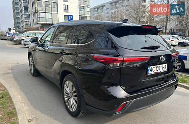 Внедорожник / Кроссовер Toyota Highlander 2020 в Любешове