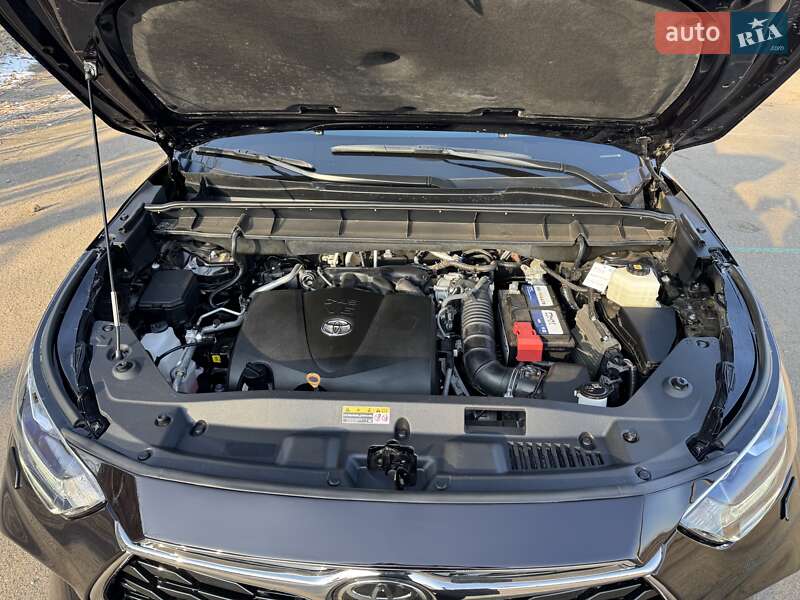 Внедорожник / Кроссовер Toyota Highlander 2020 в Кривом Роге фото 21 Внедорожник / Кроссовер Toyota Highlander 2020 в Кривом Роге