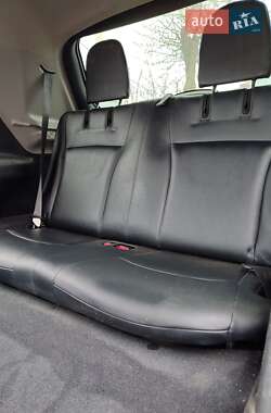 Позашляховик / Кросовер Toyota Highlander 2009 в 