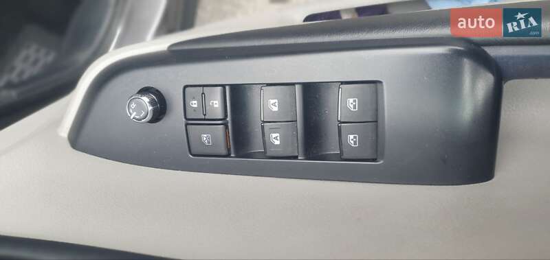 Внедорожник / Кроссовер Toyota Highlander 2017 в Одессе