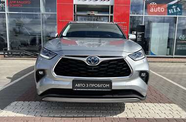 Внедорожник / Кроссовер Toyota Highlander 2024 в 