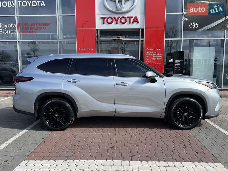 Позашляховик / Кросовер Toyota Highlander 2024 в Вінниці