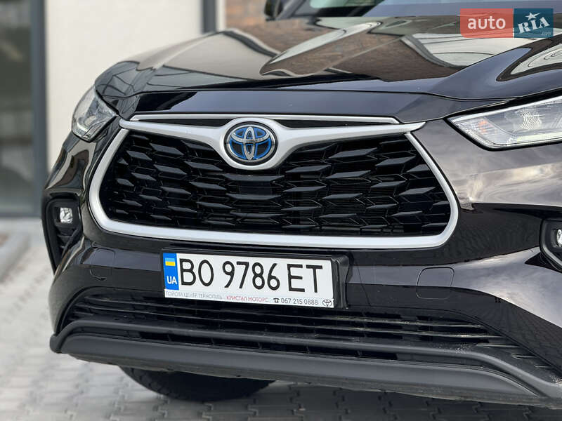 Позашляховик / Кросовер Toyota Highlander 2021 в Тернополі