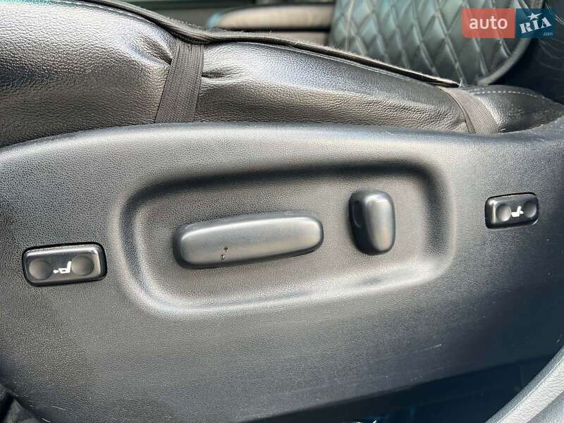 Позашляховик / Кросовер Toyota Highlander 2011 в Одесі