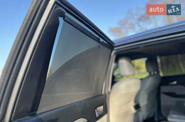 Позашляховик / Кросовер Toyota Highlander 2017 в 