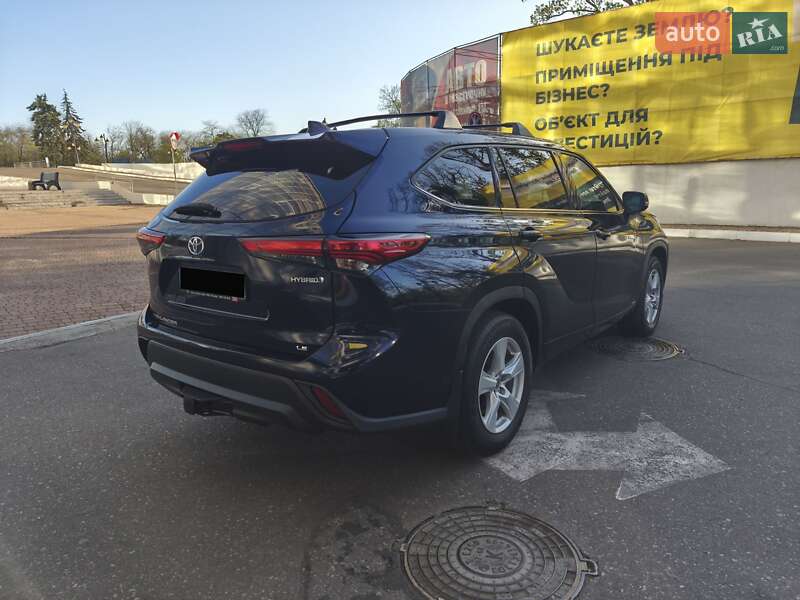 Внедорожник / Кроссовер Toyota Highlander 2021 в Одессе