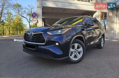 Позашляховик / Кросовер Toyota Highlander 2021 в Одесі