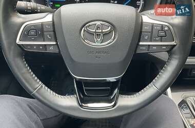 Позашляховик / Кросовер Toyota Highlander 2021 в 