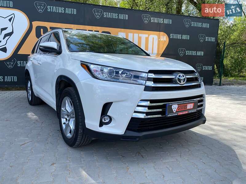 Toyota Highlander 2016