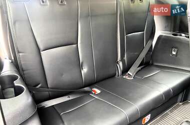 Позашляховик / Кросовер Toyota Highlander 2021 в 