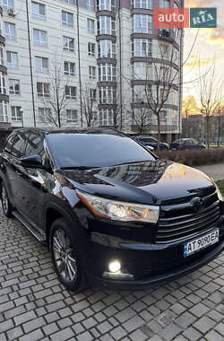Позашляховик / Кросовер Toyota Highlander 2014 в Івано-Франківську