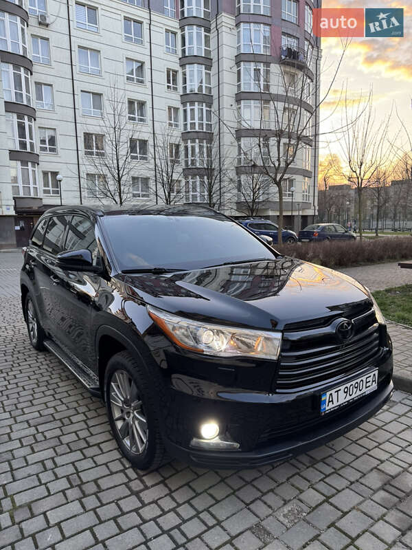 Toyota Highlander 2014