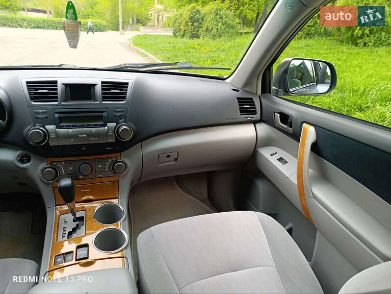 Позашляховик / Кросовер Toyota Highlander 2008 в Тернополі