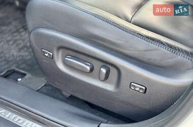 Позашляховик / Кросовер Toyota Highlander 2013 в 