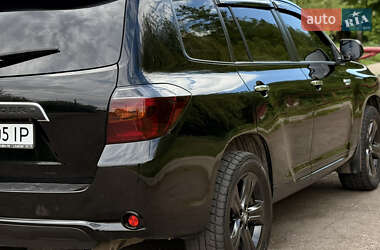 Внедорожник / Кроссовер Toyota Highlander 2008 в 