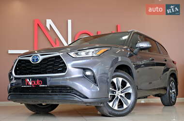 Внедорожник / Кроссовер Toyota Highlander 2023 в 