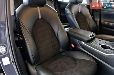 Внедорожник / Кроссовер Toyota Highlander 2023 в 