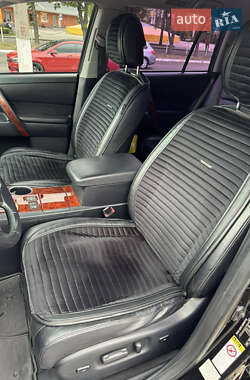 Внедорожник / Кроссовер Toyota Highlander 2012 в Кременчуге