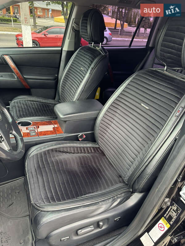 Внедорожник / Кроссовер Toyota Highlander 2012 в Кременчуге