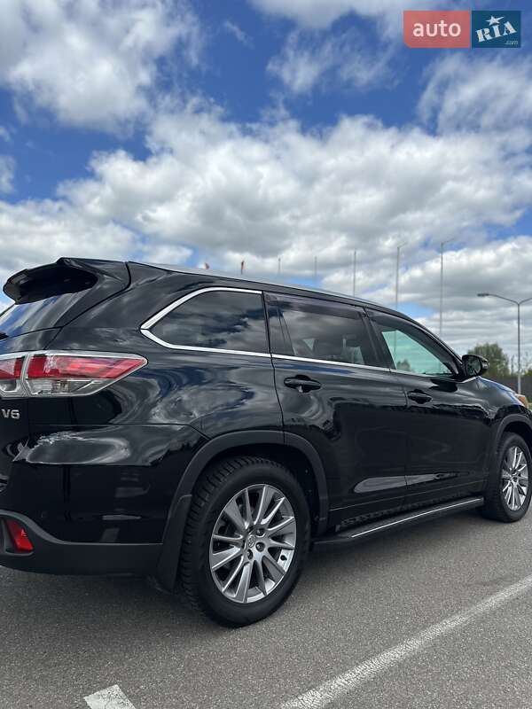 Toyota Highlander 2014