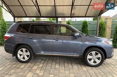 Внедорожник / Кроссовер Toyota Highlander 2011 в Киеве