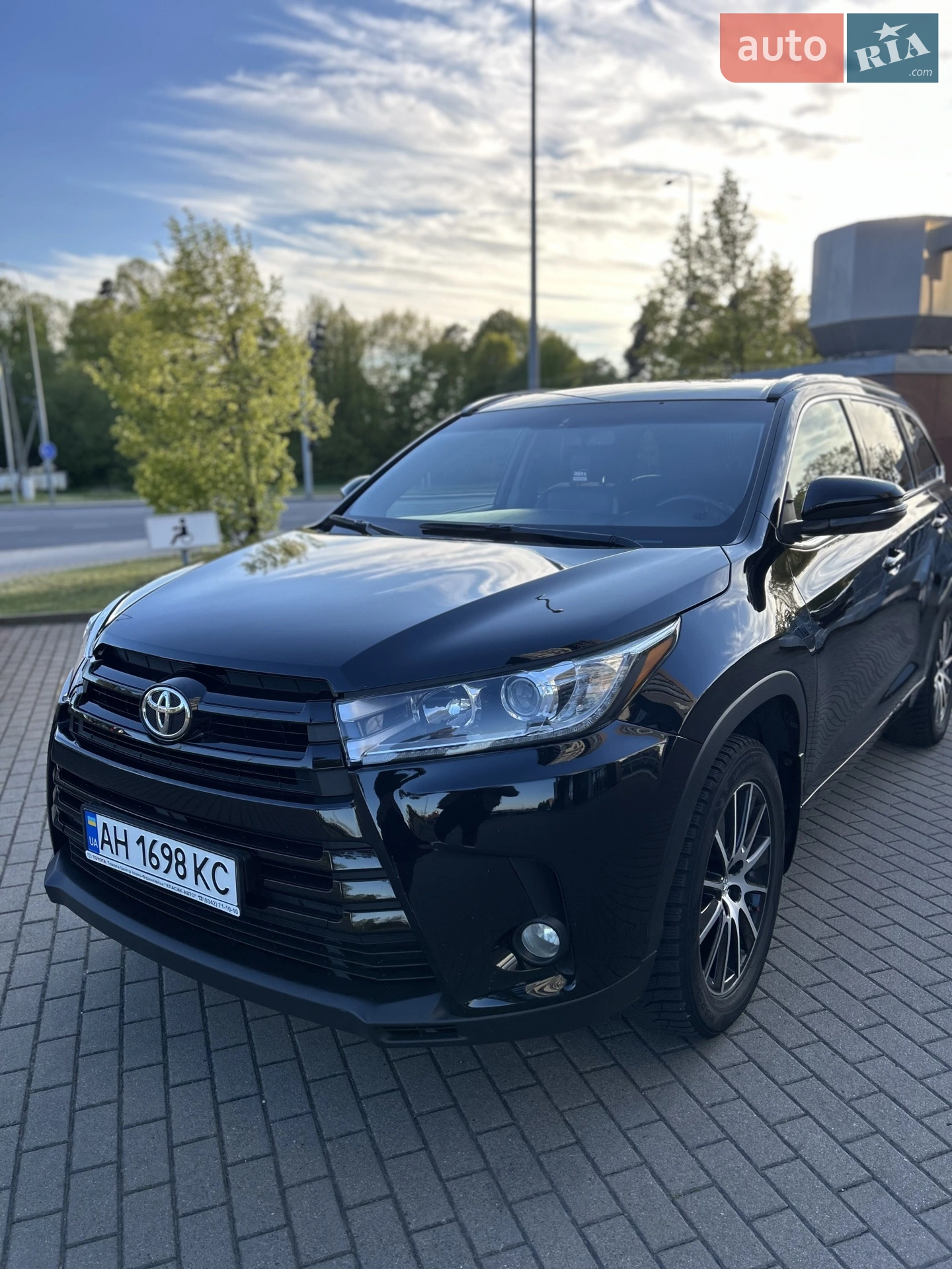 2017 Toyota Highlander - мініатюра 21