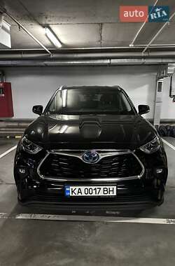 Позашляховик / Кросовер Toyota Highlander 2021 в Києві