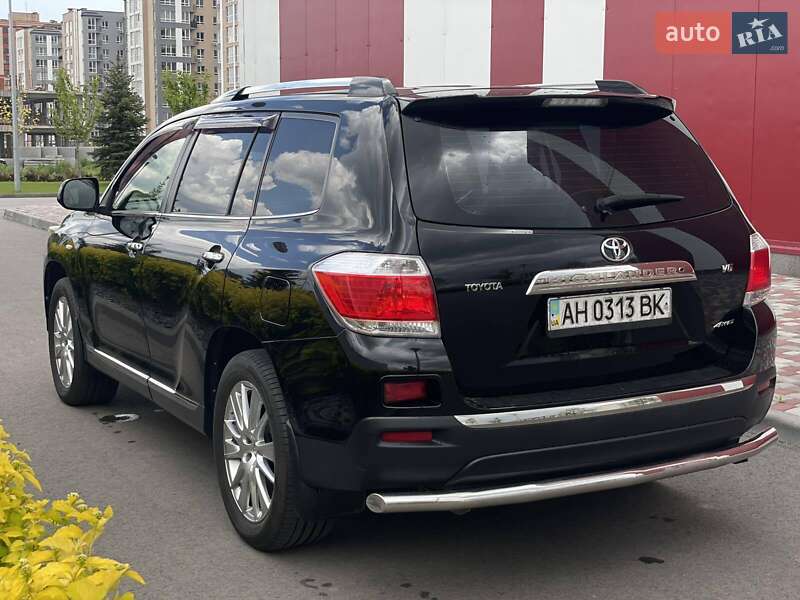 Внедорожник / Кроссовер Toyota Highlander 2012 в Днепре