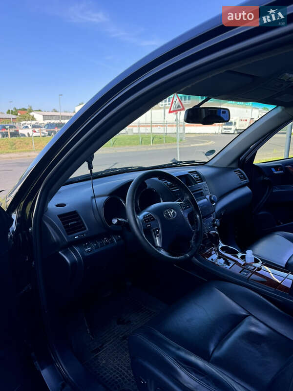 Внедорожник / Кроссовер Toyota Highlander 2012 в Львове фото 11 Внедорожник / Кроссовер Toyota Highlander 2012 в Львове