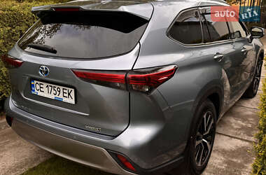 Позашляховик / Кросовер Toyota Highlander 2021 в 