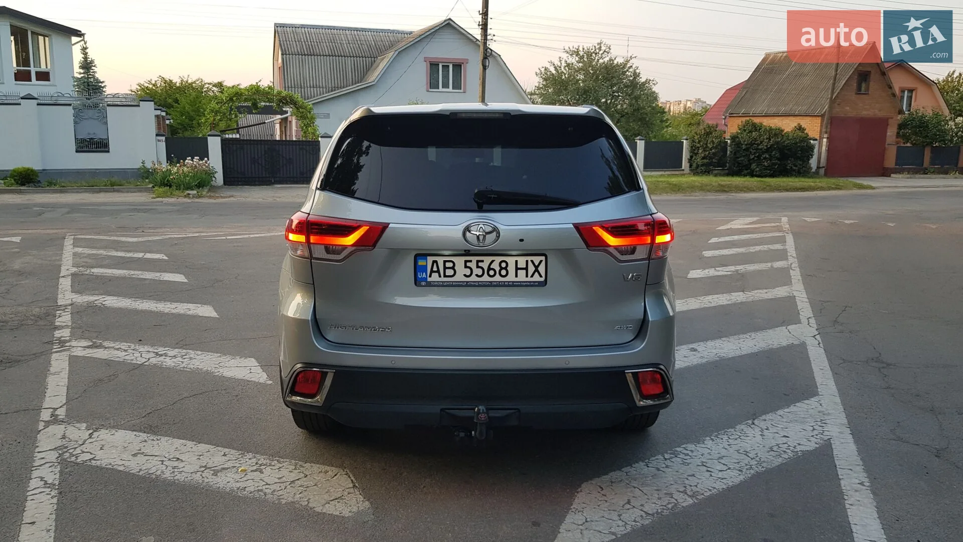 2017 Toyota Highlander - мініатюра 6