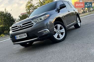 Позашляховик / Кросовер Toyota Highlander 2011 в Переяславі