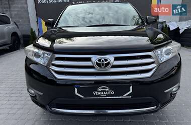 Внедорожник / Кроссовер Toyota Highlander 2011 в 