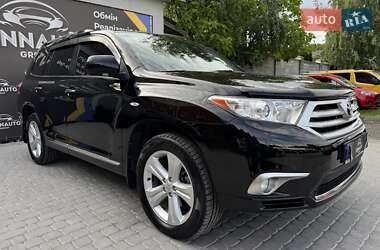 Внедорожник / Кроссовер Toyota Highlander 2011 в 