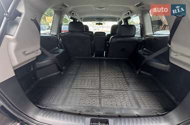 Внедорожник / Кроссовер Toyota Highlander 2011 в 