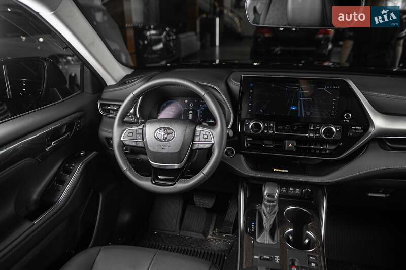 Внедорожник / Кроссовер Toyota Highlander 2024 в Одессе