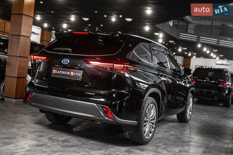 Внедорожник / Кроссовер Toyota Highlander 2024 в Одессе